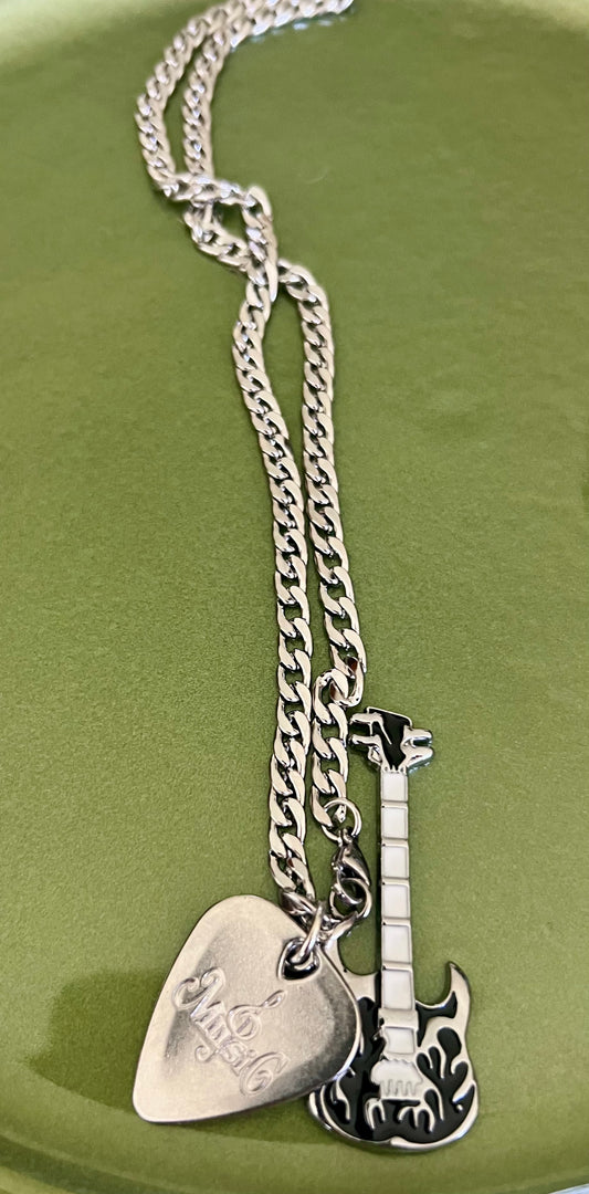 Guitar/guitar pick black necklace