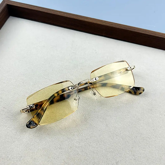 Frameless Yellow Light reading glasses. +4.0, scratch resistant lenses for office, home and daily wear.